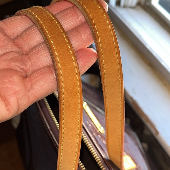 Louis Vuitton vintage hand bag - Picture 9 of 10